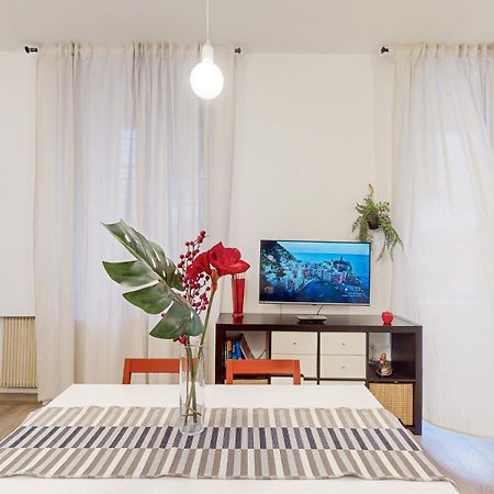 רומא New Japan Trastevere Apartment מראה חיצוני תמונה
